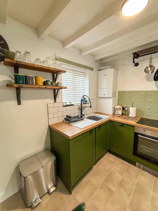 Holiday home Cosycottage, Log Fire&garden